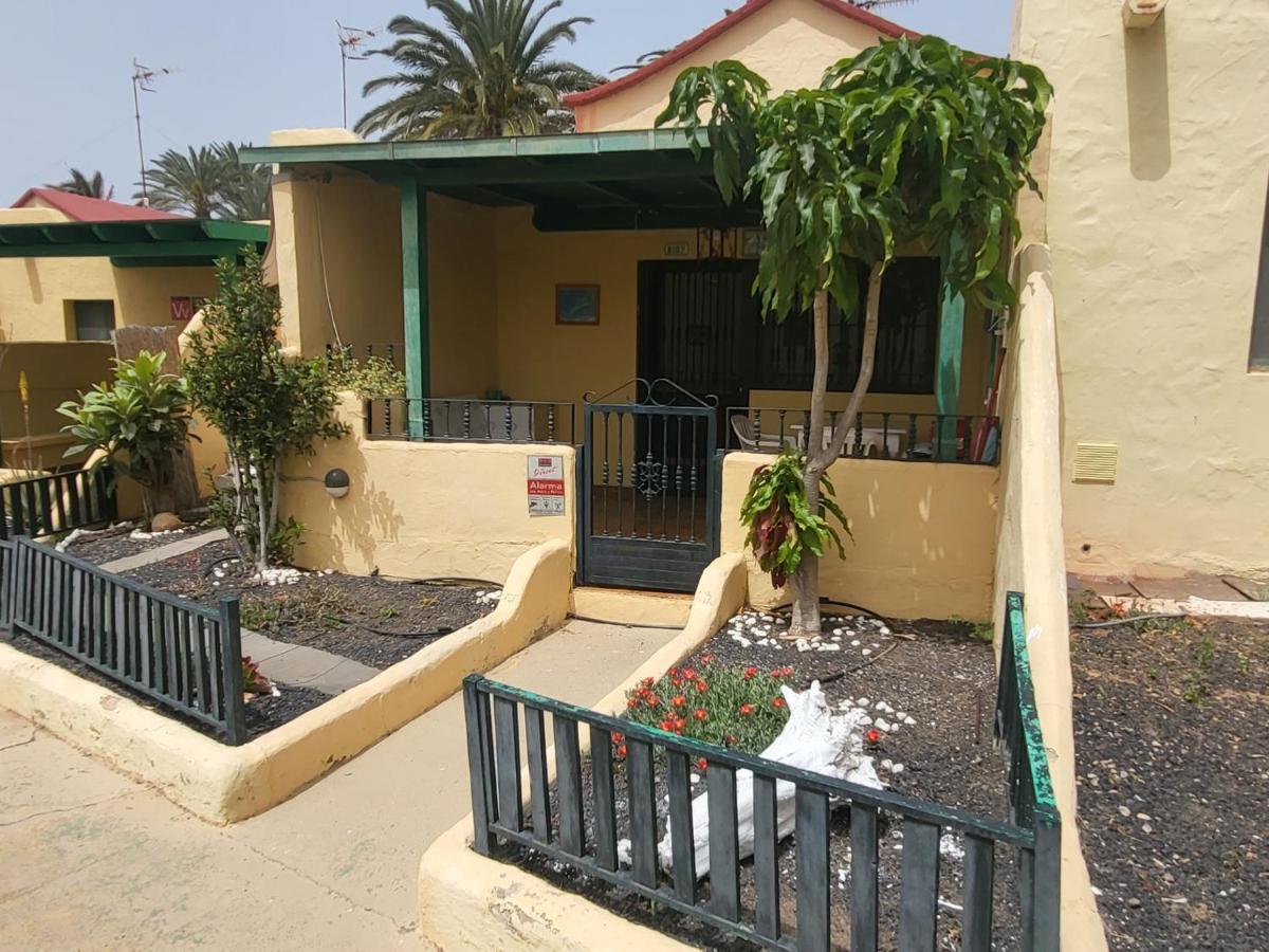 Appartamento Giardino E Terrazza, Accogliente E Funzionale, Wi-Fi, Piscina Condivisa Costa Calma Esterno foto